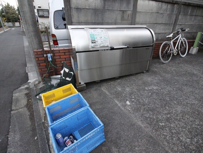 物件外観写真6　(建物設備)