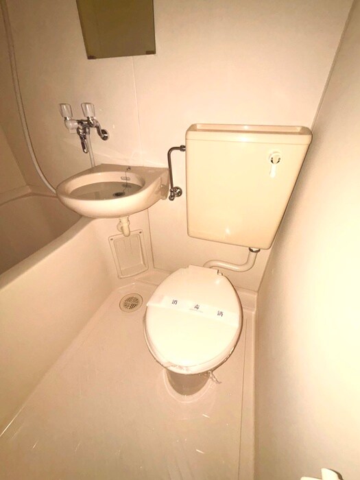 物件内観写真14　(トイレ)