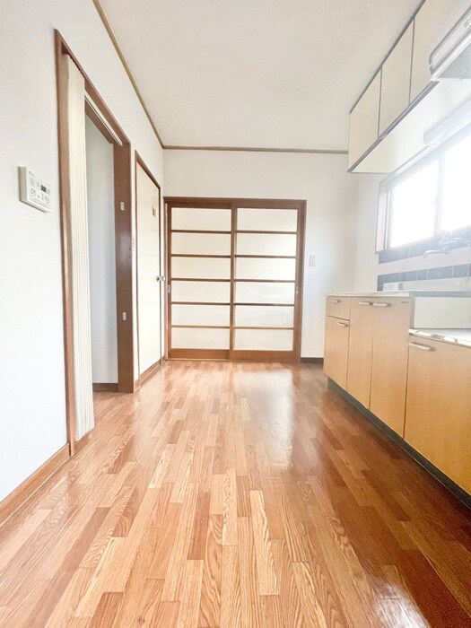 物件内観写真7　(廊下)