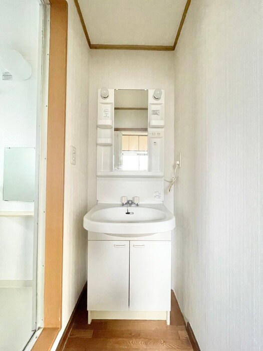 物件内観写真12　(洗面)