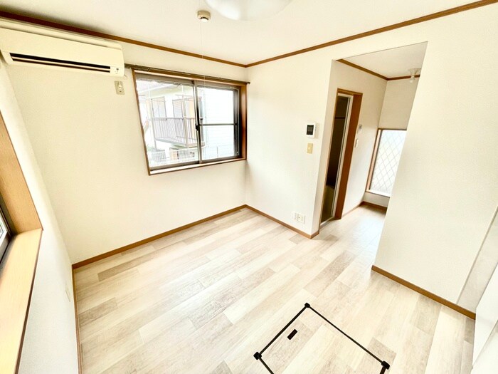 物件内観写真8　(居室)