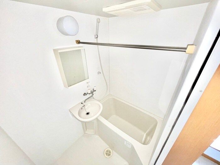 物件内観写真12　(バス／シャワールーム等)