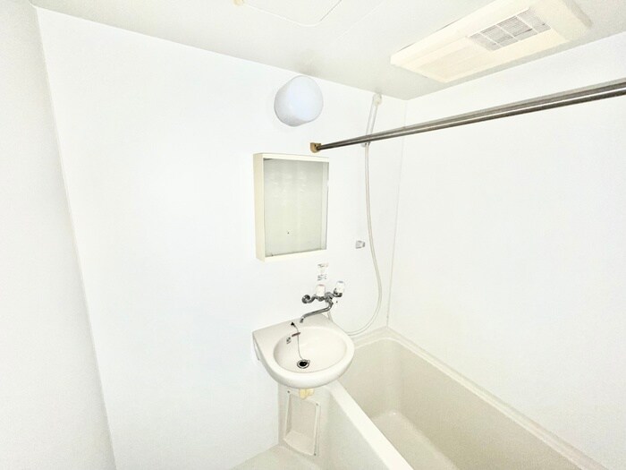 物件内観写真19　(洗面)