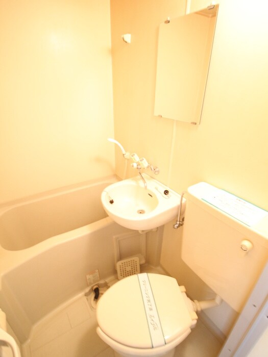 物件内観写真10　(居室)