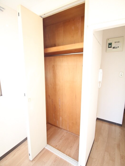 物件内観写真12　(収納)