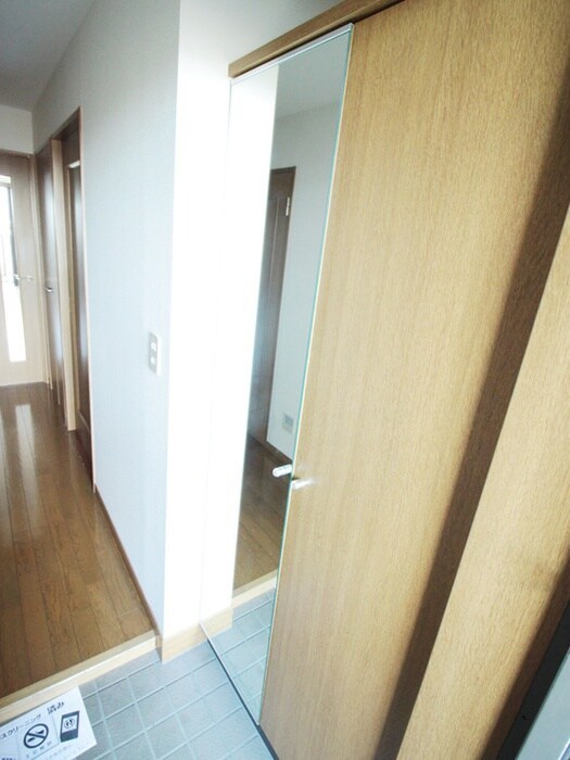 物件内観写真7　(靴箱)