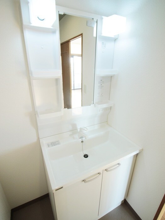 物件内観写真12　(洗面)