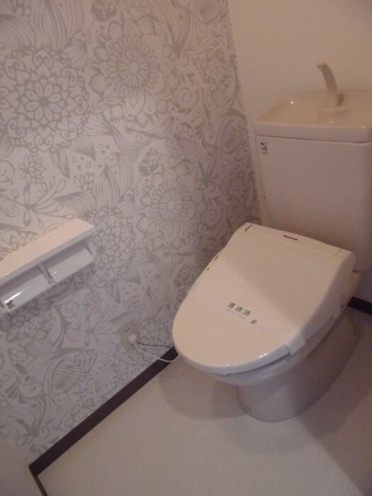 物件内観写真15　(トイレ)