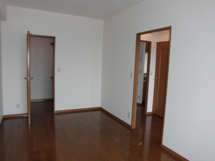 物件内観写真18　(居室)