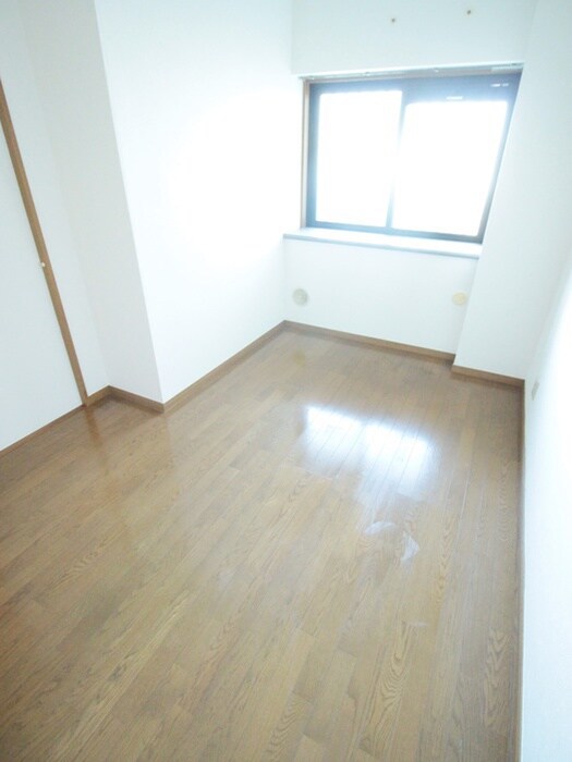 物件内観写真21　(居室)