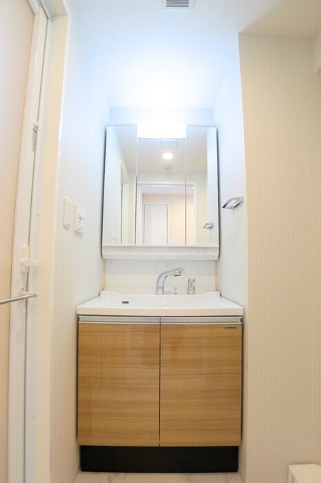 物件内観写真11　(洗面)