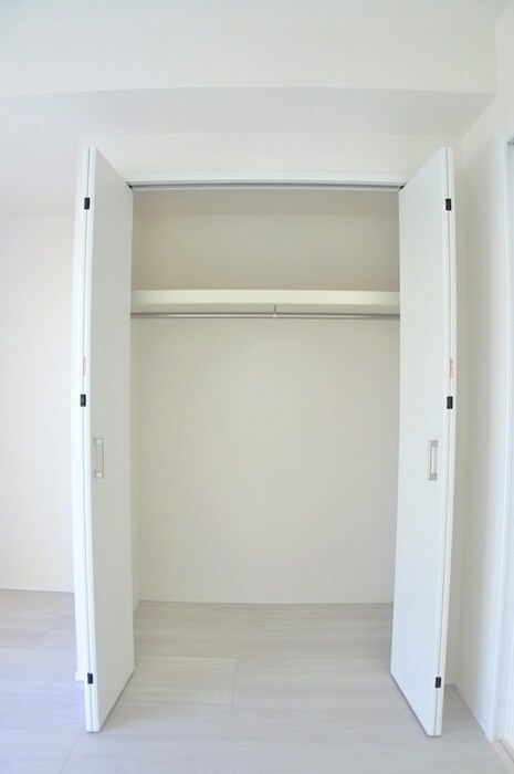 物件内観写真15　(収納)