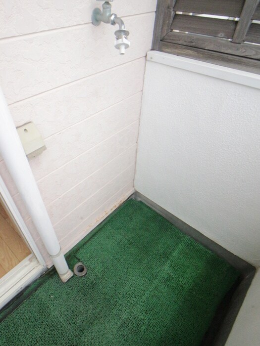 物件内観写真17　(洗濯機置場)