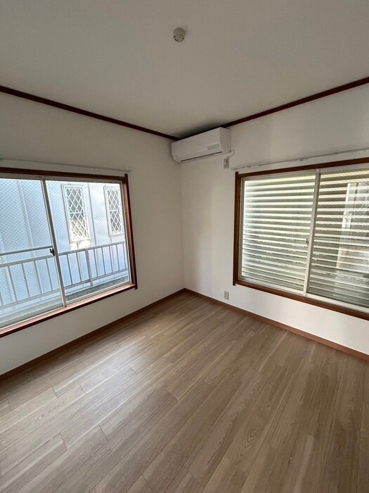 物件内観写真9　(居室)