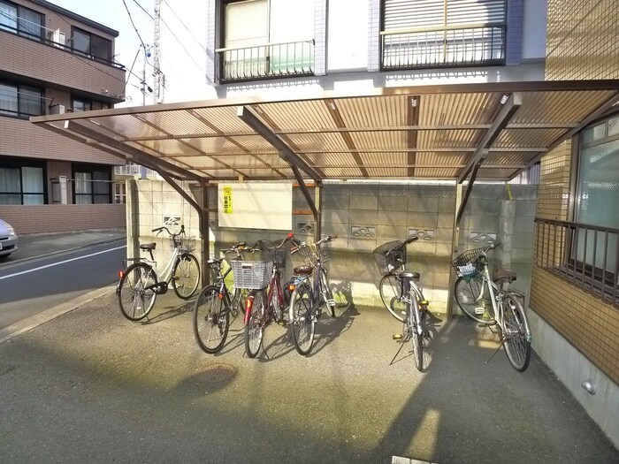 ハイメ－ルの駐輪場