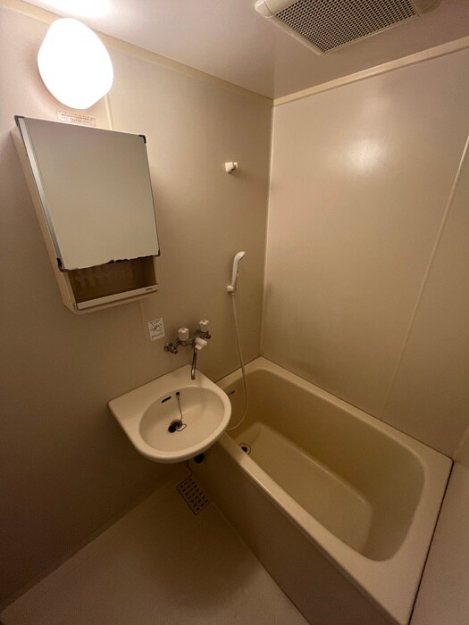 物件内観写真12　(バス／シャワールーム等)