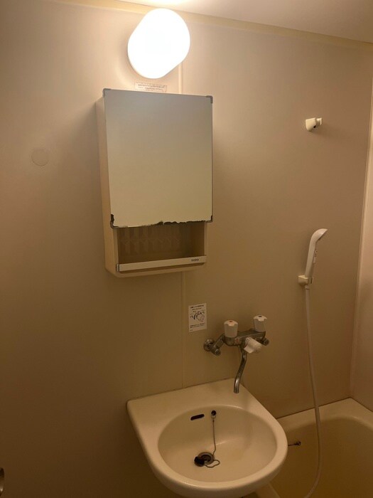 ハイメ－ルの洗面