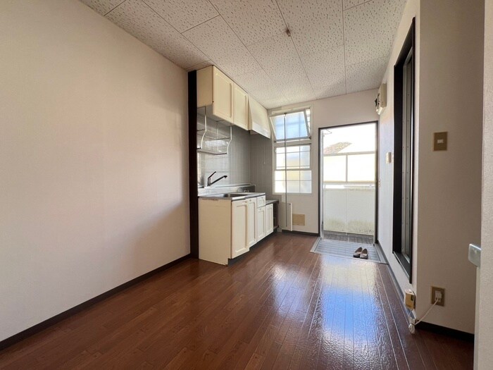 物件内観写真11　(居室)