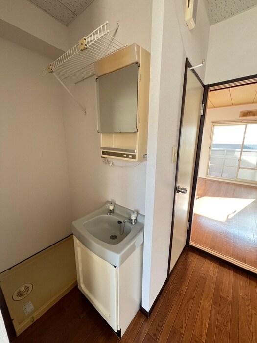 物件内観写真16　(洗面)