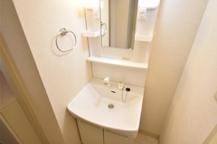 物件内観写真9　(洗面)