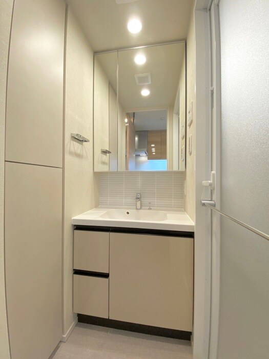 物件内観写真13　(洗面)