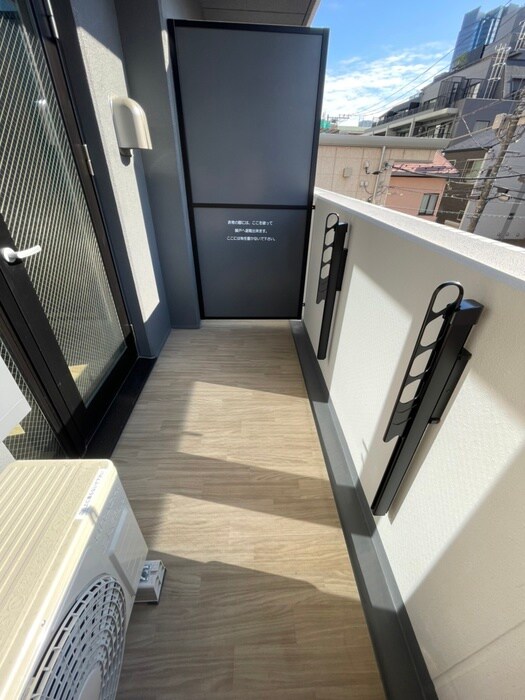 物件内観写真16　(ベランダ・バルコニー)