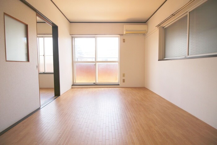 物件内観写真13　(居室)