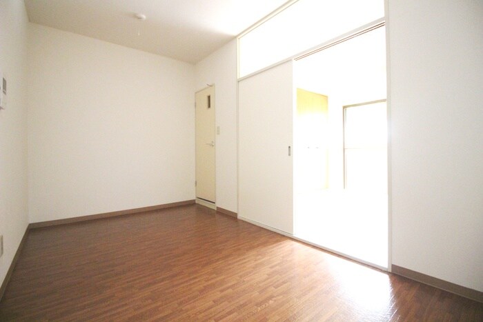 物件内観写真11　(居室)