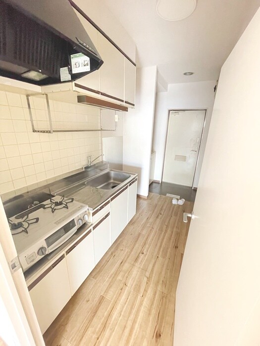 物件内観写真14　(廊下)