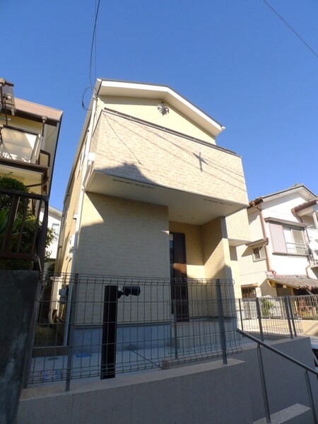 大牧貸家外観写真