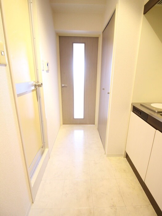 物件内観写真15　(廊下)