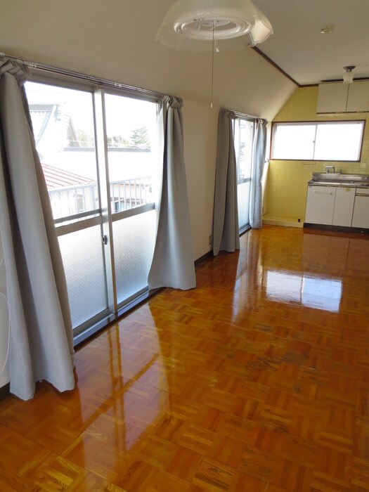 物件内観写真8　(居室)