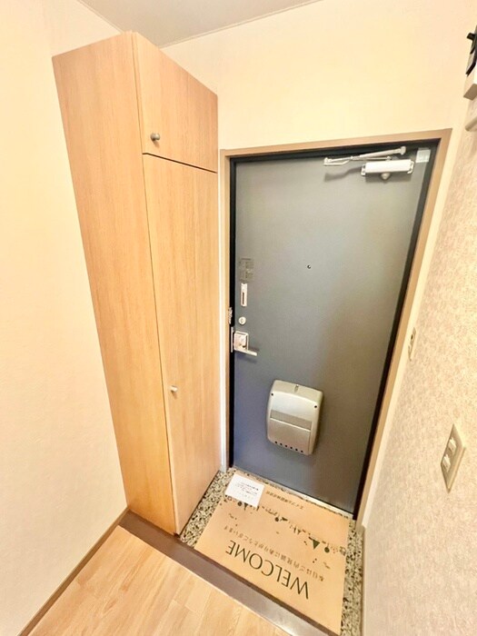 物件内観写真17　(玄関)
