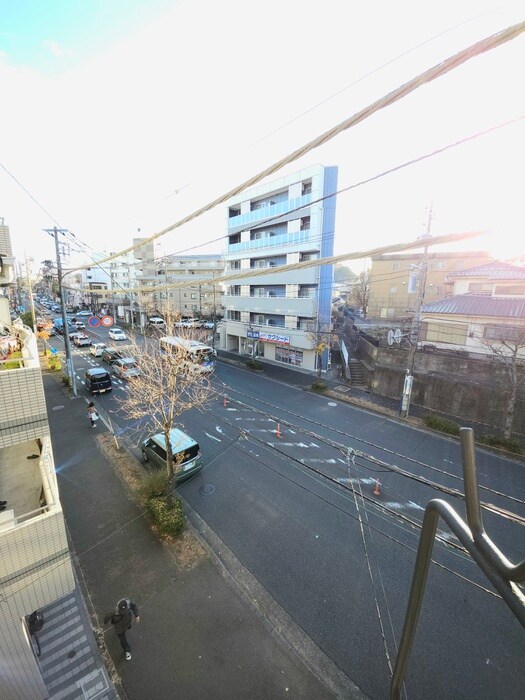 物件内観写真14　(室内からの展望)