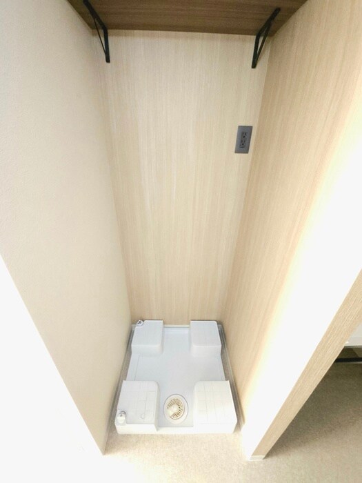 物件内観写真17　(洗濯機置場)