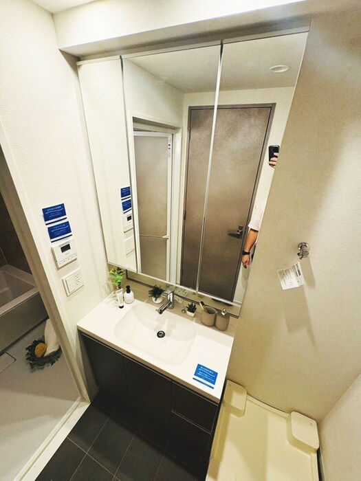 物件内観写真7　(洗面)