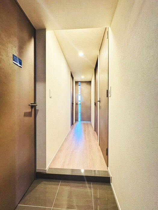物件内観写真11　(廊下)