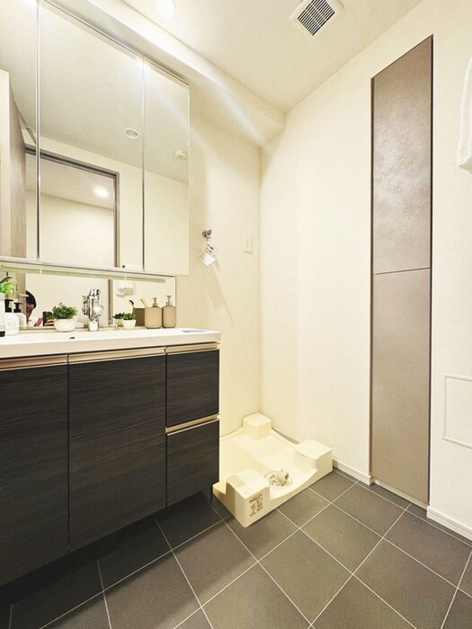 物件内観写真22　(洗濯機置場)