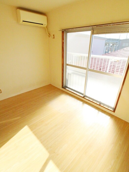 物件内観写真7　(居室)