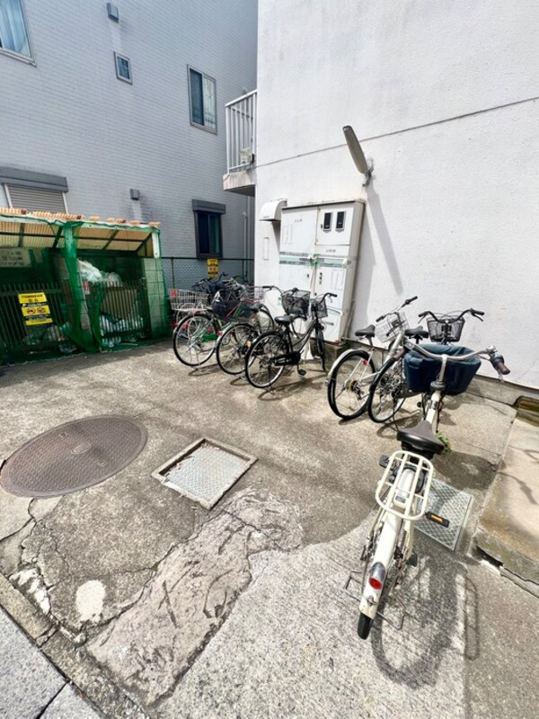 駐輪場