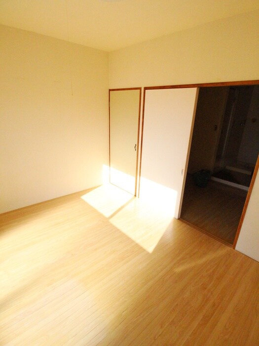 物件内観写真10　(内観写真)