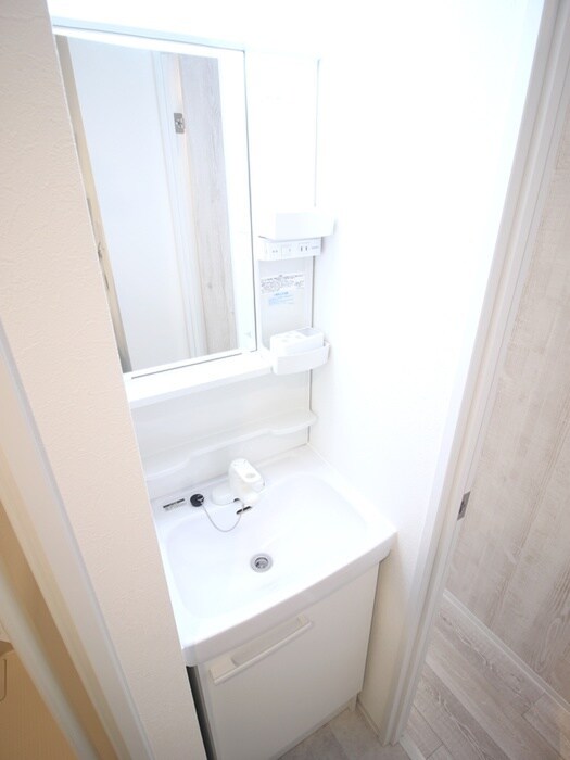 物件内観写真12　(洗面)