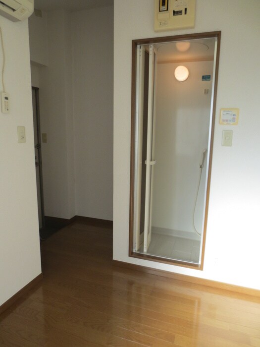 物件内観写真11　(居室)