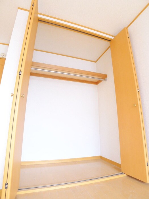 物件内観写真16　(収納)