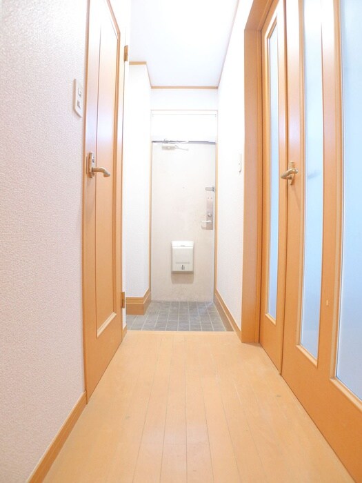 物件内観写真19　(廊下)