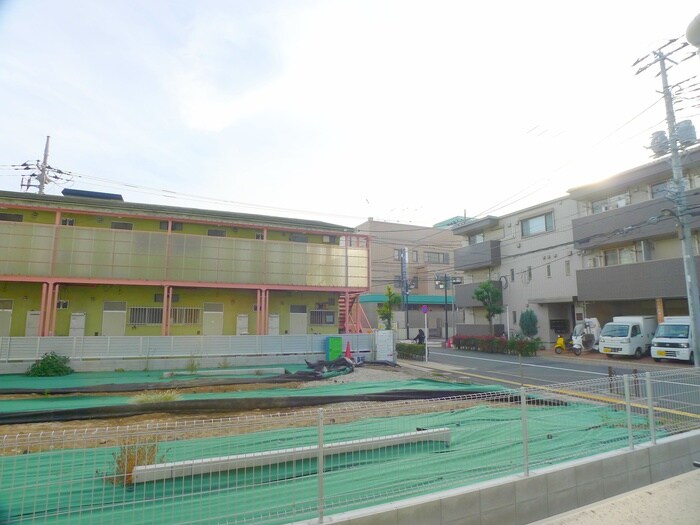 物件内観写真21　(室内からの展望)