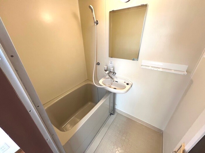 物件内観写真12　(バス／シャワールーム等)