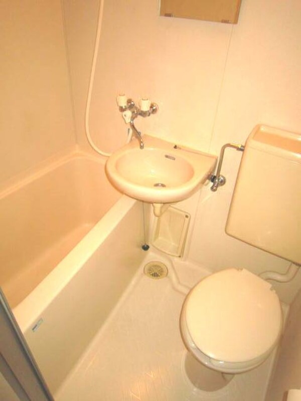 バス／シャワールーム等