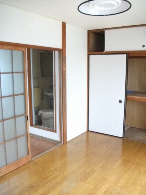 物件内観写真11　(居室)