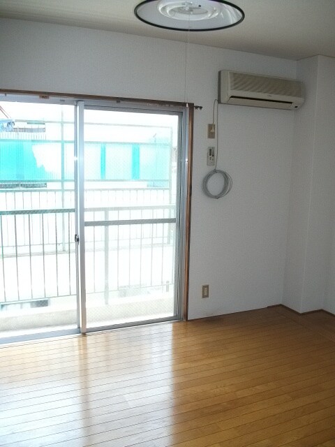 物件内観写真13　(居室)